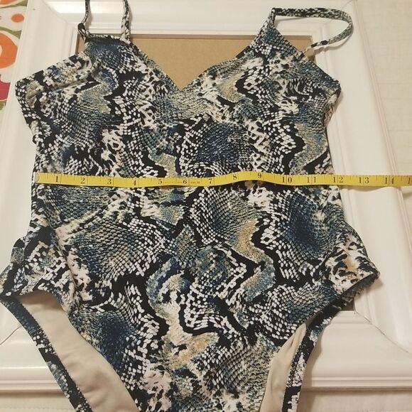 Shade & Shore blue python print one piece swimsuit size Small - Picture 8 of 9